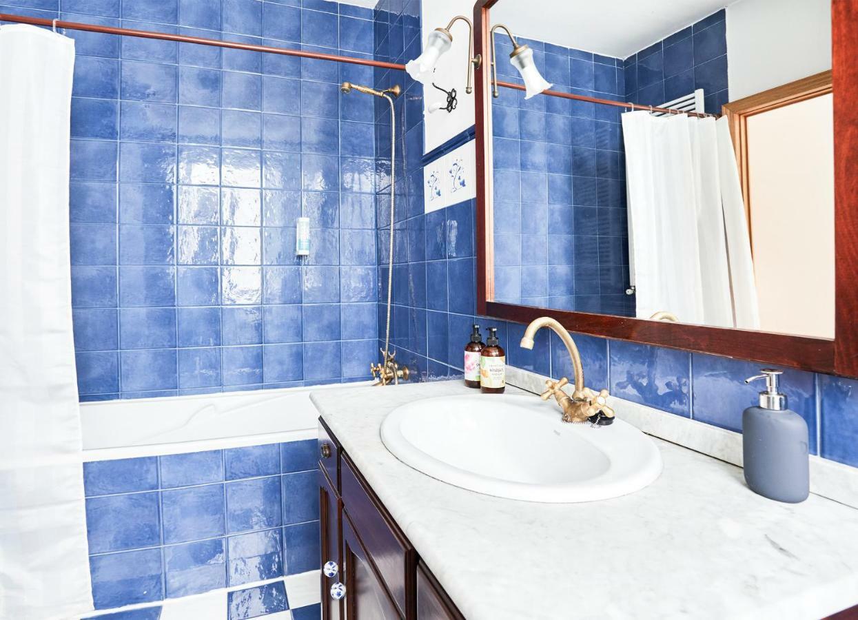 Santa Ana Boutique Apartment Madrid Exterior photo