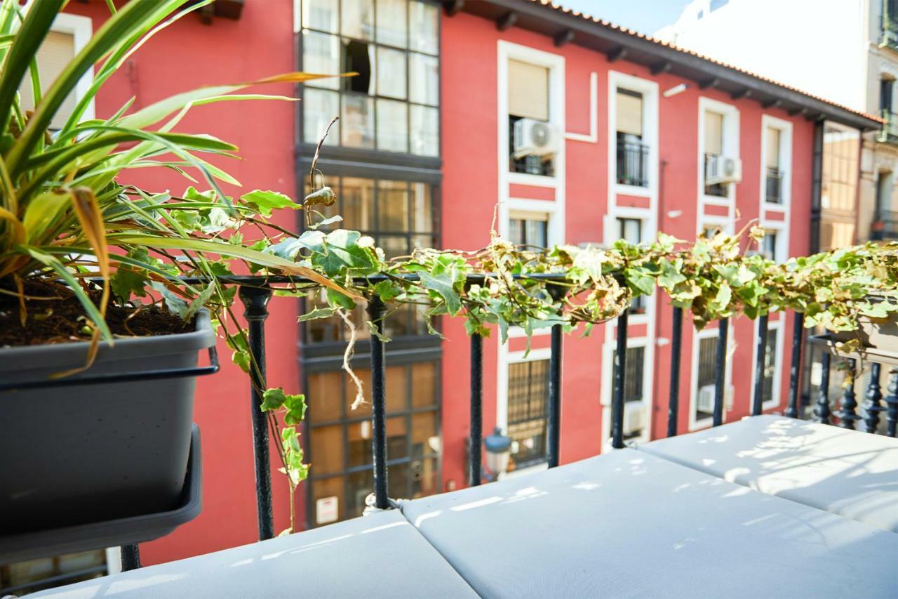 Santa Ana Boutique Apartment Madrid Exterior photo